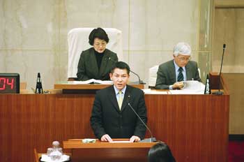 議会にて