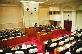 議会にて