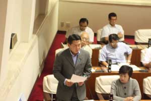 議会にて