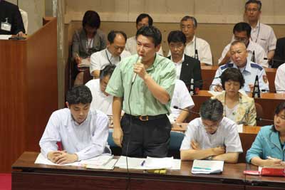 議会にて
