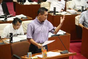 議会にて