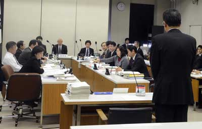 議会にて