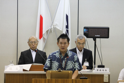 議会にて