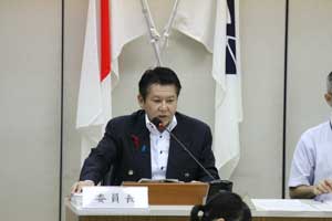 議会にて