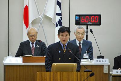 議会にて