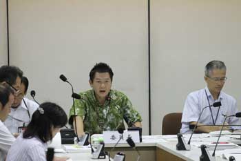 議会にて