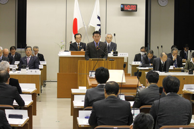 議会にて