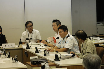 議会にて
