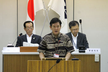 議会にて